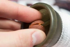 Korum PVA Mesh With Bait Cutter -Cheap Rods Store 1414578103 KVPA CUTTING BOILIE FOR WEB