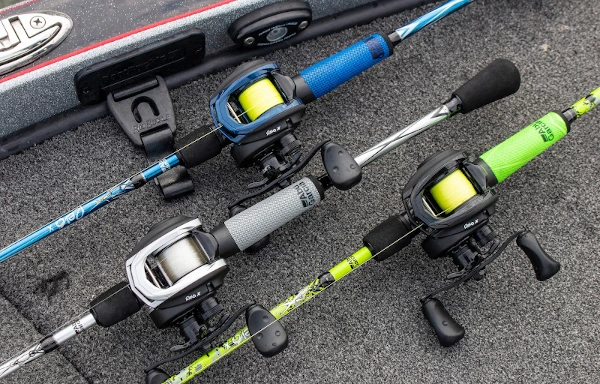 Abu Garcia Revo X Casting Combo 6.6ft 2 Abu Garcia Revo X Casting Combo 6.6ft - Image 2